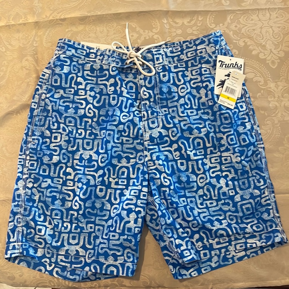 Men’s swim shorts